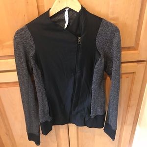 Lululemon black jacket size 8